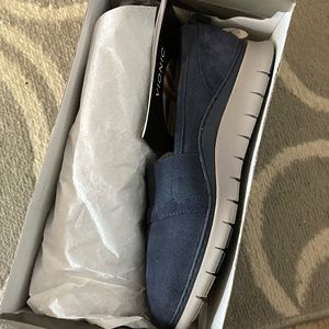 Vionic size 7.5 Womens